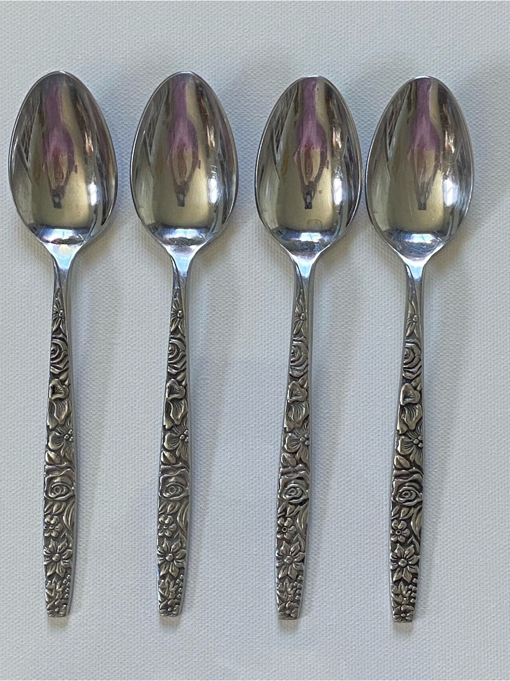 EKCO Eterna LAS PALMAS Stainless Set of 4 Teaspoons Japan Floral Flowers MCM Ros